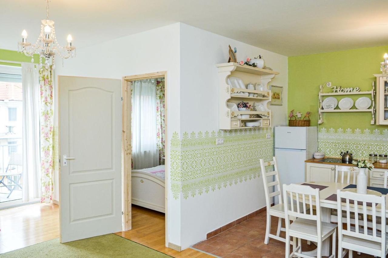 Romantic Apartman Hajdúszoboszló Екстериор снимка