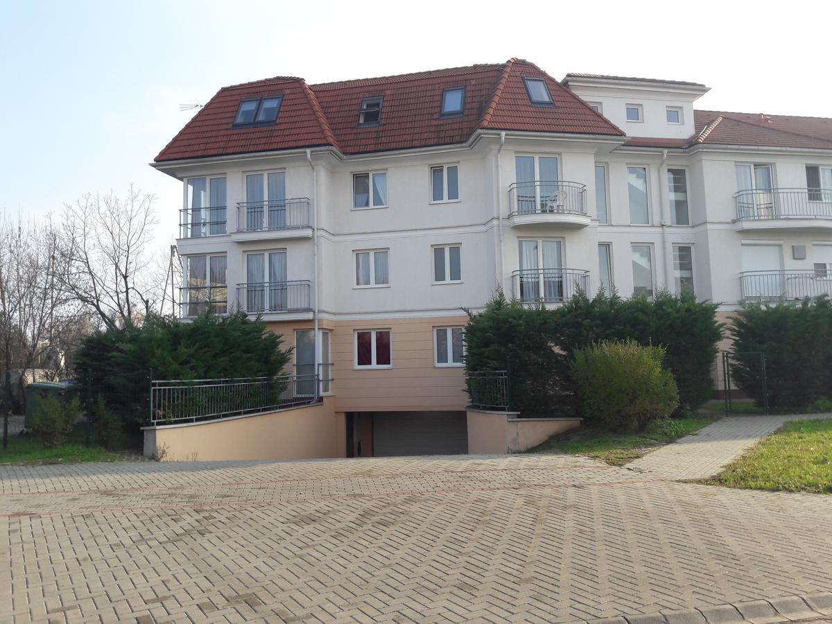 Romantic Apartman Hajdúszoboszló Екстериор снимка